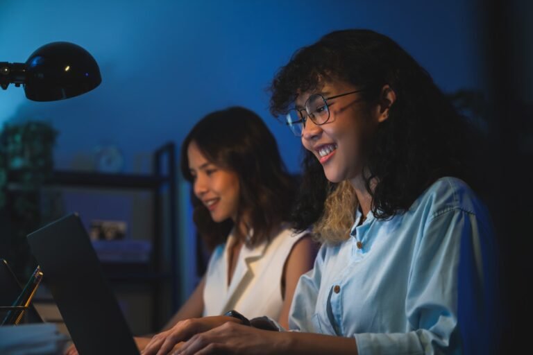 woman-meeting-and-talking-to-brainstorm-about-team-2025-01-08-03-54-41-utc